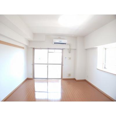 グロリオーサ 308【管理NO：1-014073201-03080】 ★家具家電は申し込み後に搬入します★ ★2026年10月中旬入居可能★の物件写真2