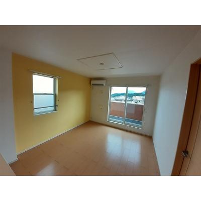サニーヒルズⅠ 204【管理NO：1-019654501-02040】 ★家具家電は申し込み後に搬入します★ ★2026年10月下旬入居可能★の物件写真2