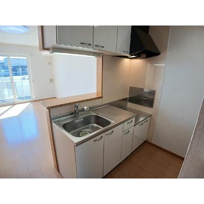 ＮＣＭ３ 101【管理NO：1-014758201-01010】 ★家具家電は申し込み後に搬入します★の物件写真3