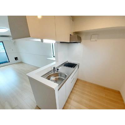 ブリアン　グラス 201【管理NO：1-027666701-02010】 ★家具家電は申し込み後に搬入します★の物件写真3