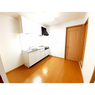 プロムナードメゾン 201【管理NO：1-014147501-02010】 ★家具家電は申し込み後に搬入します★ ★2026年11月上旬入居可能★の物件写真3