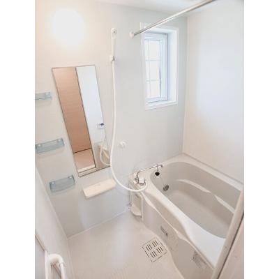 ソレアードＢ 202【管理NO：1-016962602-02020】 ★家具家電は申し込み後に搬入します★ ★2026年10月中旬入居可能★の物件写真4