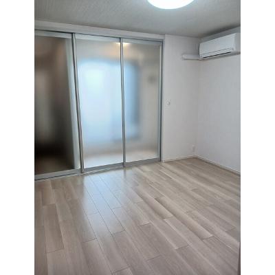 レガシィ　フォレスト 104【管理NO：1-028338601-01040】 ★家具家電は申し込み後に搬入します★ ★2026年10月中旬入居可能★の物件写真2