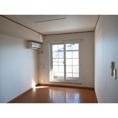 シャトーグラース壱番館 202【管理NO：1-013640801-02020】 ★家具家電は申し込み後に搬入します★ ★2026年10月中旬入居可能★の物件写真2