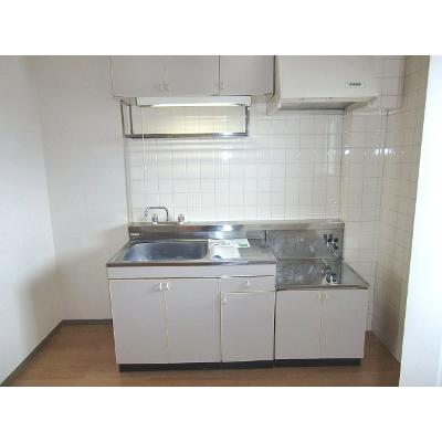 サニープレイス 202【管理NO：1-004697801-02020】 ★家具家電は申し込み後に搬入します★ ★2026年10月中旬入居可能★の物件写真3