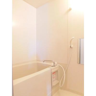 サニープレイス 201【管理NO：1-004697801-02010】 ★家具家電は申し込み後に搬入します★ ★2026年10月中旬入居可能★の物件写真4