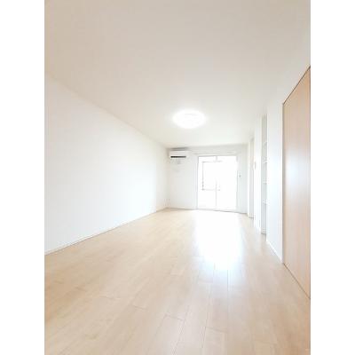 スマイルセレクト 204【管理NO：1-023214801-02040】 ★家具家電は申し込み後に搬入します★の物件写真2