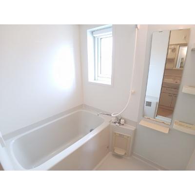 ベルヴィル 202【管理NO：1-013943701-02020】 ★家具家電は申し込み後に搬入します★ ★2026年10月中旬入居可能★の物件写真4