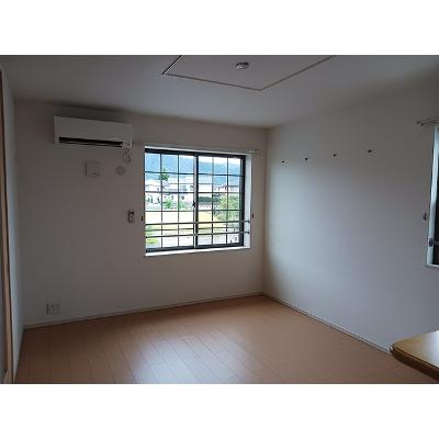 ベルパレット西 201【管理NO：1-019840402-02010】 ★家具家電は申し込み後に搬入します★の物件写真2