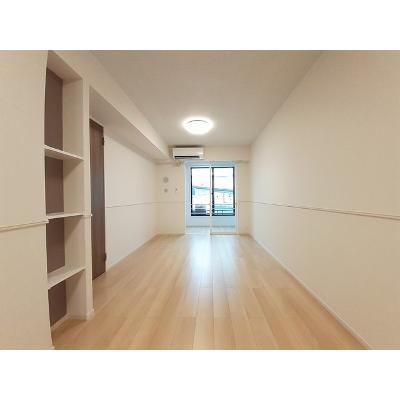 イタニティー富山 102【管理NO：1-027182801-01020】 ★家具家電は申し込み後に搬入します★ ★2026年10月中旬入居可能★の物件写真2