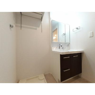 イタニティー富山 102【管理NO：1-027182801-01020】 ★家具家電は申し込み後に搬入します★ ★2026年10月中旬入居可能★の物件写真6