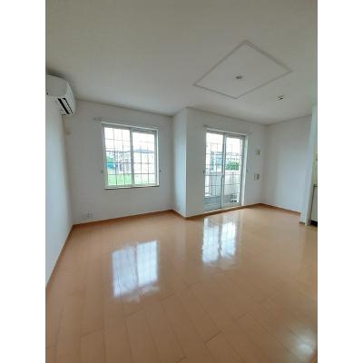 フロレスタ桜木 103【管理NO：1-014582301-01030】 ★家具家電は申し込み後に搬入します★ ★2026年10月中旬入居可能★の物件写真2