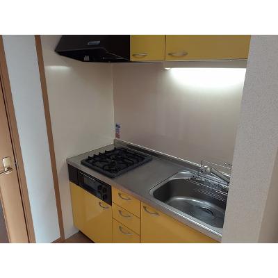マヤラク大倉山 201【管理NO：1-014970401-02010】 ★家具家電は申し込み後に搬入します★ ★2026年10月上旬入居可能★の物件写真3