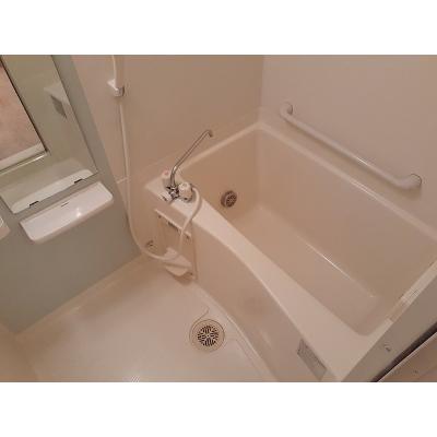 マヤラク大倉山 201【管理NO：1-014970401-02010】 ★家具家電は申し込み後に搬入します★ ★2026年10月上旬入居可能★の物件写真4