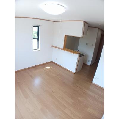 ラッキービレッジ 205【管理NO：1-012012101-02040】 ★家具家電は申し込み後に搬入します★ ★2026年09月下旬入居可能★の物件写真2