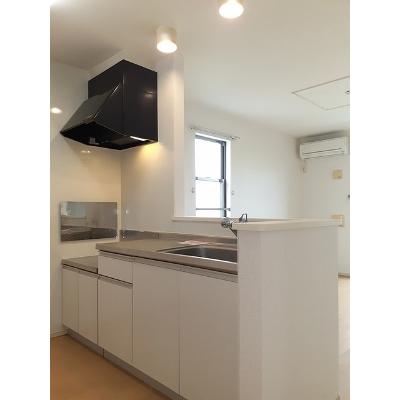 グラシューⅡ 205【管理NO：1-019509002-02040】 ★家具家電は申し込み後に搬入します★ ★2026年10月上旬入居可能★の物件写真3