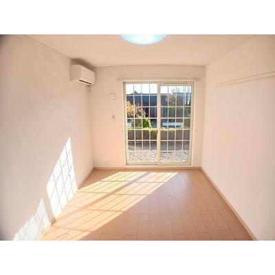 エテルノ・パラッツオⅠ 101【管理NO：1-015629101-01010】 ★家具家電は申し込み後に搬入します★ ★2026年10月中旬入居可能★の物件写真2