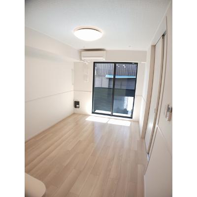アイプレイス彦根Ⅰ 102【管理NO：1-026971001-01020】 ★家具家電は申し込み後に搬入します★ ★2026年09月中旬入居可能★の物件写真2