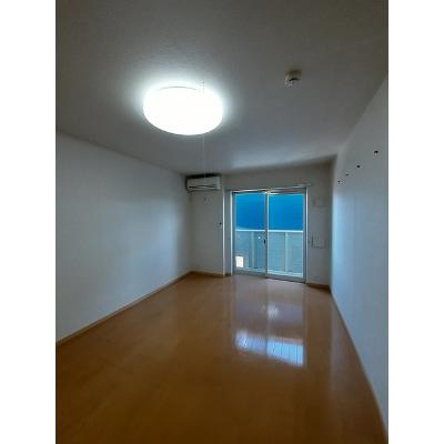 アーラ・ピッコロ 203【管理NO：1-015601201-02030】 ★家具家電は申し込み後に搬入します★ ★2026年09月下旬入居可能★の物件写真2