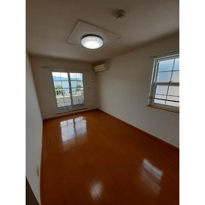 ベル　ファミーユⅠ　２番館 202【管理NO：1-014276002-02020】 ★家具家電は申し込み後に搬入します★ ★2026年10月中旬入居可能★の物件写真2
