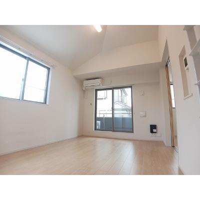 ラ・フェリーチェ　Ⅱ 204【管理NO：1-023800202-02040】 ★家具家電は申し込み後に搬入します★ ★2026年10月上旬入居可能★の物件写真2