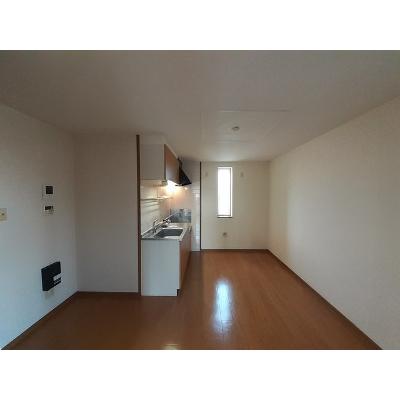 サンセール 203【管理NO：1-010252501-02030】 ★家具家電は申し込み後に搬入します★ ★2026年10月上旬入居可能★の物件写真2