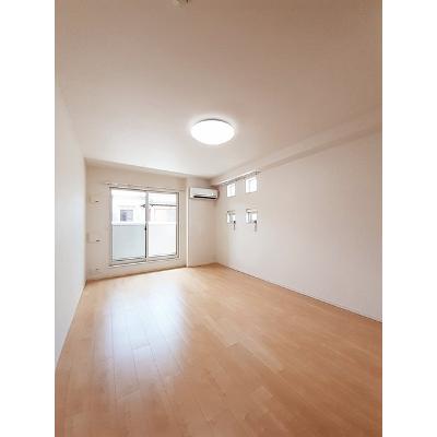 メゾンりんくう 206【管理NO：1-021921601-02050】 ★家具家電は申し込み後に搬入します★ ★2026年10月上旬入居可能★の物件写真2