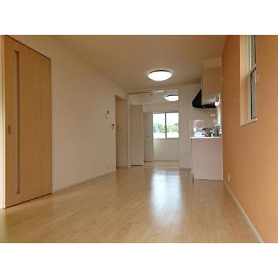 エトワール伏山 105【管理NO：1-020681601-01040】 ★家具家電は申し込み後に搬入します★ ★2026年10月中旬入居可能★の物件写真2