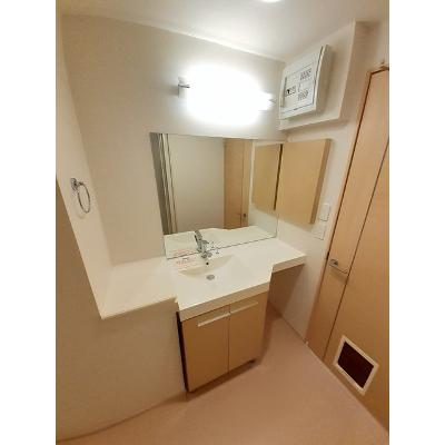 イースト　カレント 101【管理NO：1-020364401-01010】 ★家具家電は申し込み後に搬入します★ ★2026年10月上旬入居可能★の物件写真6