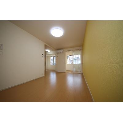 プルメリアⅡ 202【管理NO：1-020899502-02020】 ★家具家電は申し込み後に搬入します★ ★2026年10月中旬入居可能★の物件写真2