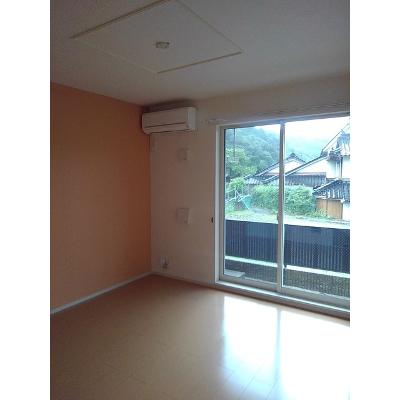 ティ・シュティル　Ⅰ番館 102【管理NO：1-018761401-01020】 ★家具家電は申し込み後に搬入します★ ★2026年10月中旬入居可能★の物件写真2