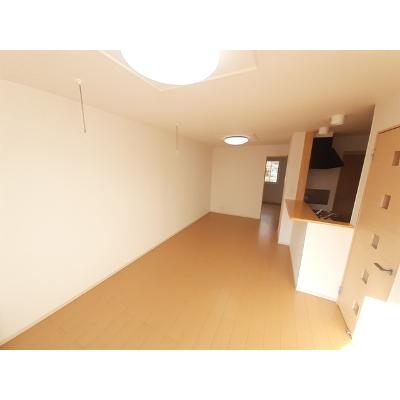 サピージェルメ 101【管理NO：1-017812701-01010】 ★家具家電は申し込み後に搬入します★ ★2026年10月下旬入居可能★の物件写真2