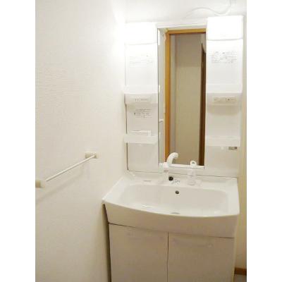 apartment 秋田県由利本荘市石脇字田尻野１４番地１４１ 

↓地図はこちらから