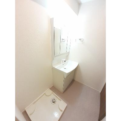 Ｅｘｃｅｌｌｅｎｔ中里 203【管理NO：1-027335501-02030】 ★家具家電は申し込み後に搬入します★ ★2026年10月下旬入居可能★の物件写真6
