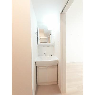 コーラルスター 102【管理NO：1-026212001-01020】 ★家具家電は申し込み後に搬入します★ ★2026年10月中旬入居可能★の物件写真6