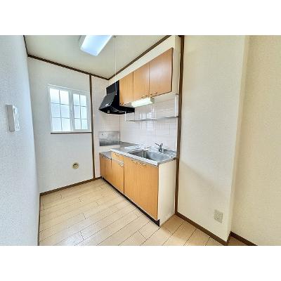 ニュークレストール上野山 202【管理NO：1-010427301-02020】 ★家具家電は申し込み後に搬入します★の物件写真3
