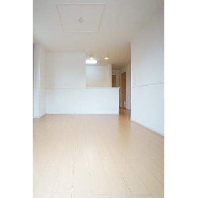 クラセント 102【管理NO：1-020241001-01020】 ★家具家電は申し込み後に搬入します★ ★2026年10月下旬入居可能★の物件写真2