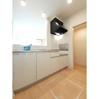 シーサイド・カーサ 102【管理NO：1-022926901-01020】 ★家具家電は申し込み後に搬入します★ ★2026年10月中旬入居可能★の物件写真3