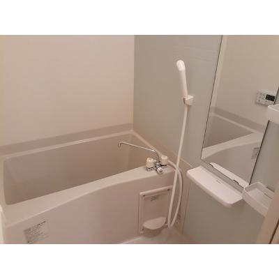 エルムス 102【管理NO：1-020170401-01020】 ★家具家電は申し込み後に搬入します★の物件写真4