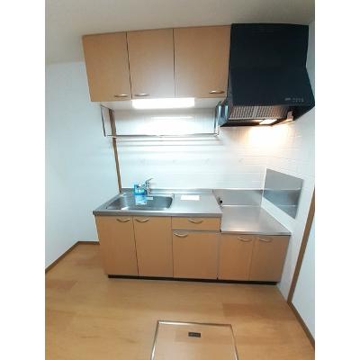 ソレアードＣ 101【管理NO：1-010392403-01010】 ★家具家電は申し込み後に搬入します★ ★2026年12月上旬入居可能★の物件写真3