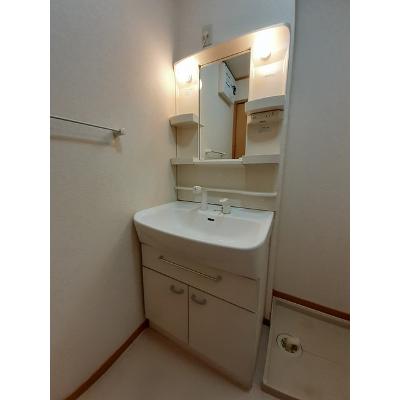 クリスタルムーンⅡ 102【管理NO：1-013087302-01020】 ★家具家電は申し込み後に搬入します★ ★2026年10月中旬入居可能★の物件写真6