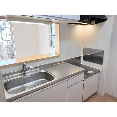 サニーヒル 101【管理NO：1-017629201-01010】 ★家具家電は申し込み後に搬入します★ ★2026年10月下旬入居可能★の物件写真3