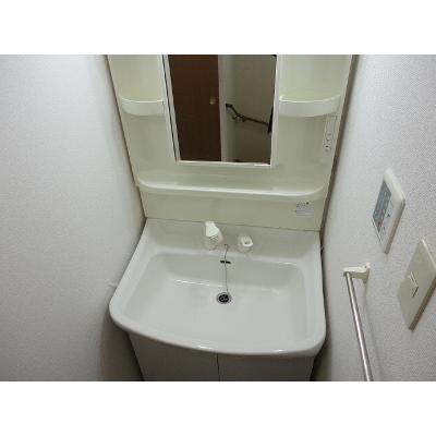 リヴ　イン　コンフォート 201【管理NO：1-011670401-02010】 ★家具家電は申し込み後に搬入します★ ★2026年10月中旬入居可能★の物件写真6