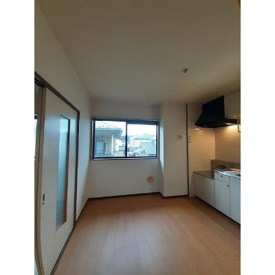 グランドール１ 202【管理NO：1-007063901-02020】 ★家具家電は申し込み後に搬入します★ ★2026年10月中旬入居可能★の物件写真2