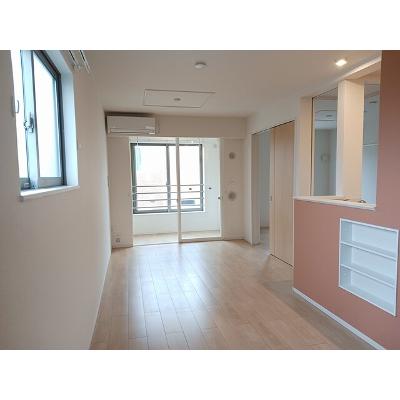 アリア 205【管理NO：1-022669401-02050】 ★家具家電は申し込み後に搬入します★ ★2026年10月上旬入居可能★の物件写真2