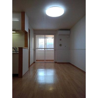 クラール 103【管理NO：1-015224601-01030】 ★家具家電は申し込み後に搬入します★ ★2026年10月下旬入居可能★の物件写真2