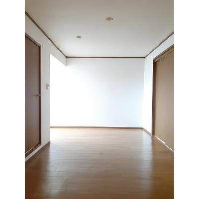 シャン・ド・フルール 202【管理NO：1-010718501-02020】 ★家具家電は申し込み後に搬入します★ ★2026年10月中旬入居可能★の物件写真2