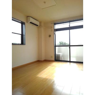 セントオーベル 201【管理NO：1-004782801-02010】 ★家具家電は申し込み後に搬入します★ ★2026年10月中旬入居可能★の物件写真2