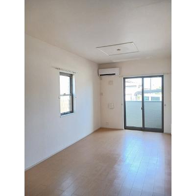 レジデンス　サンフラワー 102【管理NO：1-018358301-01020】 ★家具家電は申し込み後に搬入します★ ★2026年10月下旬入居可能★の物件写真2