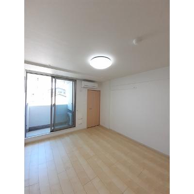 エムズアークⅠ 302【管理NO：1-018106801-03020】 ★家具家電は申し込み後に搬入します★ ★2026年10月中旬入居可能★の物件写真2